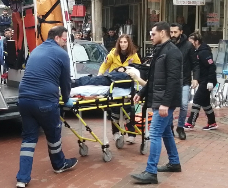 Sokak Ortasında Silahlı Kavga: 1 Ölü