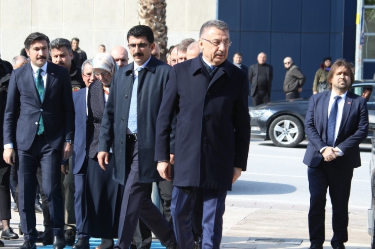 Cumhurbaşkanı Yardımcısı Fuat Oktay Denizli’de