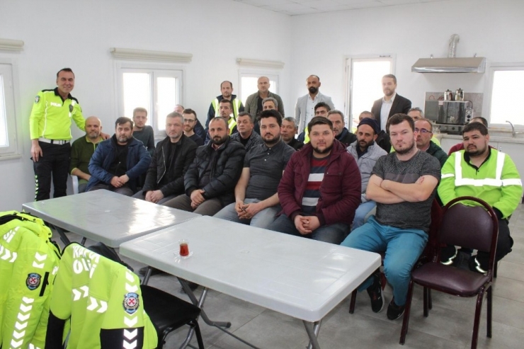 Büyükşehir Trafik Ekiplerine Hizmet İçi Eğitim