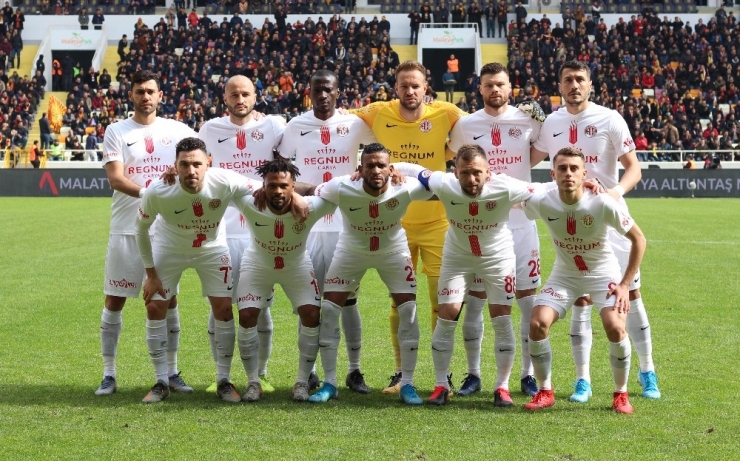 Antalyaspor’dan İkinci Yarıda Büyük Çıkış