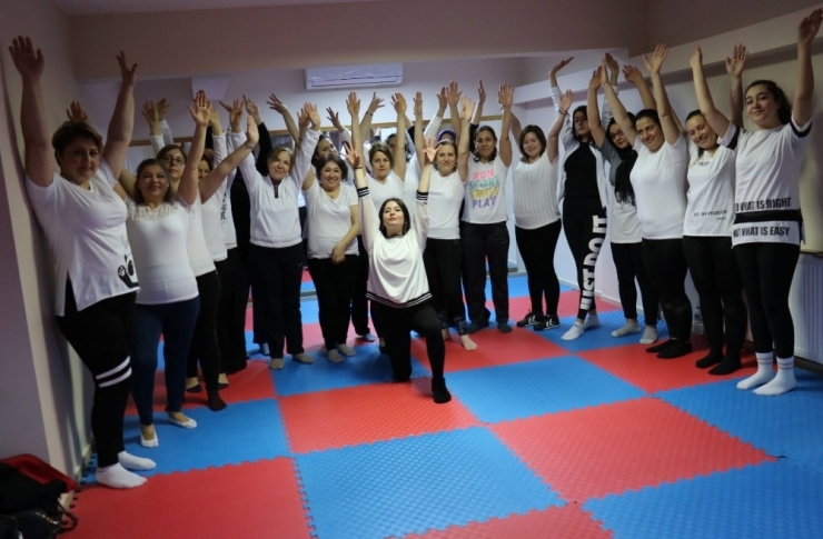 Spor İle Yılda 60 Kilo Veriyorlar