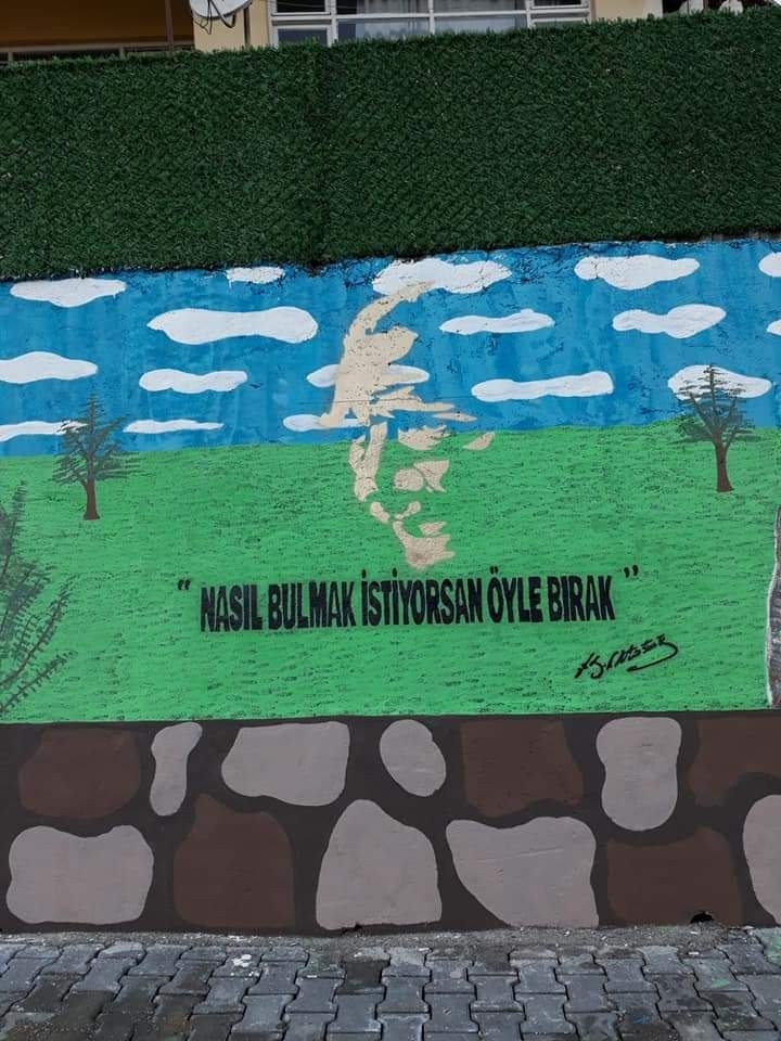 Devrek’te Belediye Sokakları Renklendiriyor