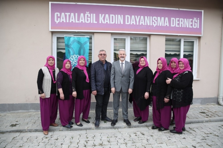 Başkan Erdem Kadınların Dayanışmasına Ortak Oldu