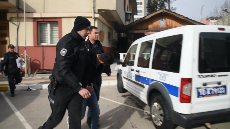 Dursunbey’de Telefon Dolandırıcılarına Suçüstü