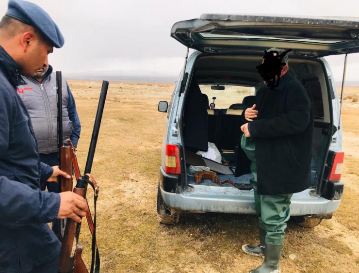 Jandarma Ekiplerinden Kaçak Avcılara Suçüstü