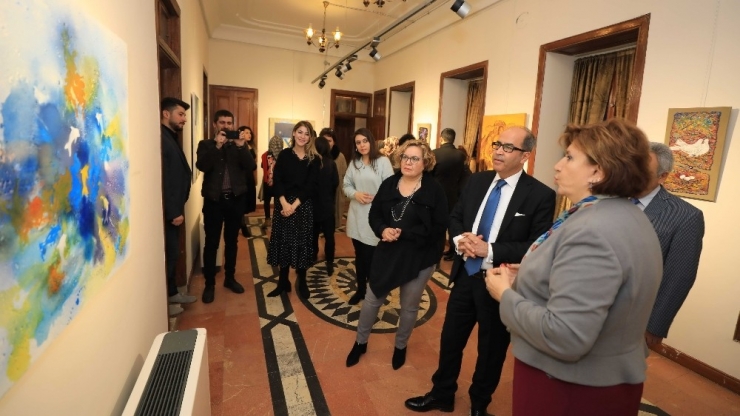 Gaün’de Çat Kapı Sergisi