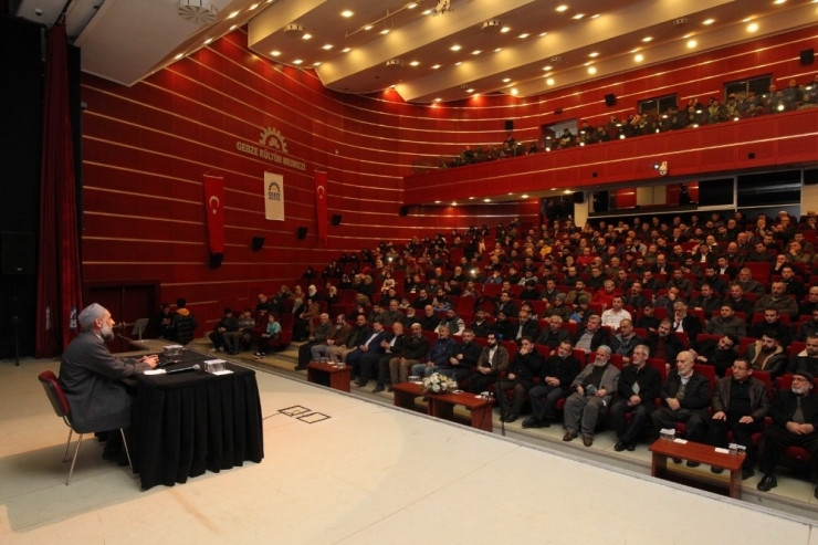 Gkm’de Ahmet Doğan’ın Sohbetine Yoğun İlgi