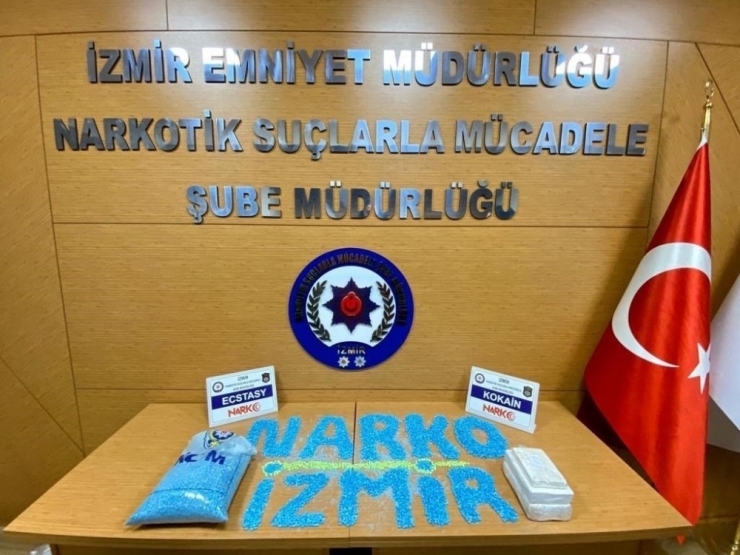 Narkotik Köpeği Leo, Araç İçerisine Gizlenmiş Uyuşturucu Buldu