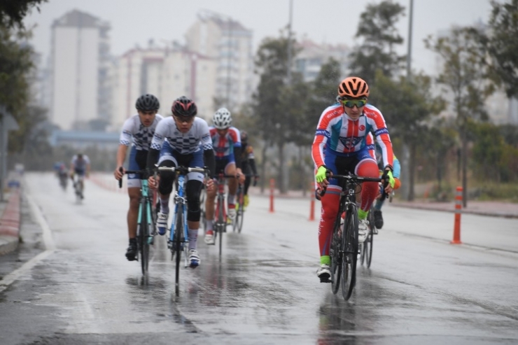 Konyaaltı Bisiklet Takımından “Milli Takım”a