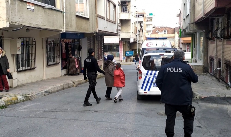 Kadın Kocasını Bıçakla Yaraladı