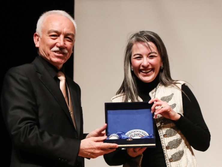 "Okuduğumuzu Anlama Konusunda Da Oldukça Gerideyiz"