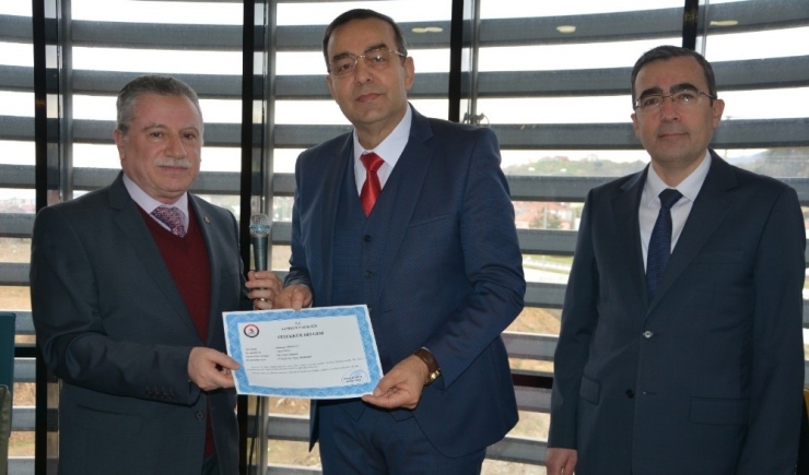 Müdüre Hüzünlü Veda