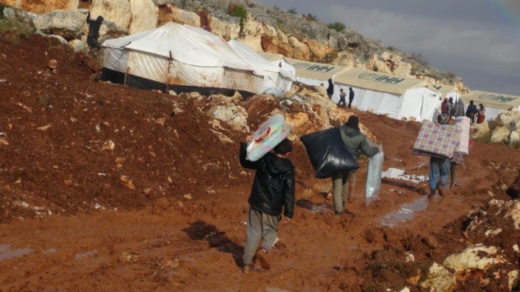 İdlib Kırsalına İnsani Yardım