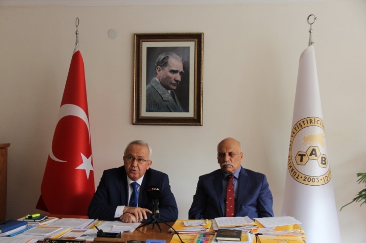 Arı Yetiştiricileri Birliğinden ’Bal Aromalı Şurup’ Açıklaması