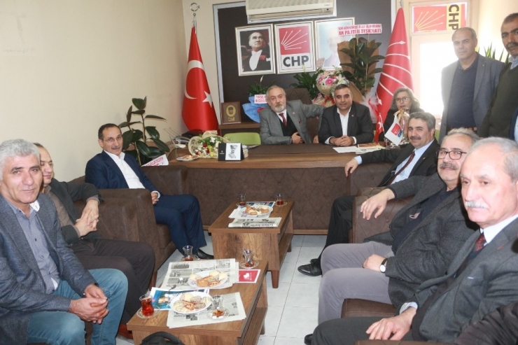 Ak Parti Heyetinden Chp Adıyaman İl Başkanlığına Ziyaret