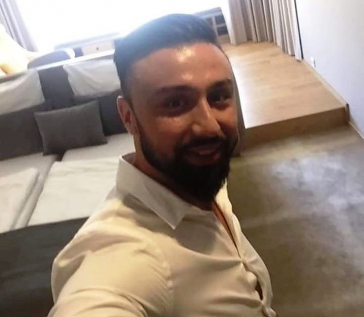 Almanya’daki Saldırıda Öldürülen Fatih Saraçoğlu, Annesinin Yanına Defnedildi