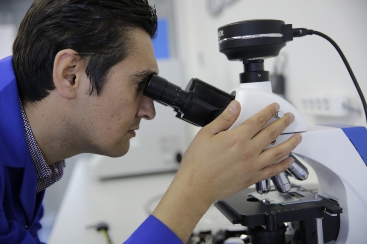 Büyükşehir Yapı Malzemesi Laboratuvarı Faaliyete Geçti