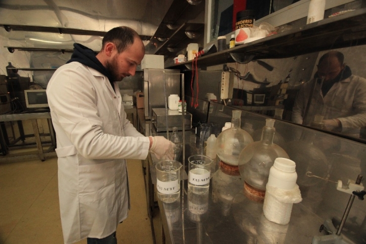 İran’a Korona Virüsüne Karşı Taş Suyu İle Destek Türkiye’den