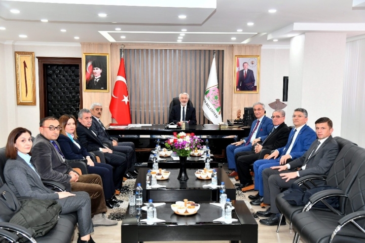 Başdeğirmen: "Devlete Vergi Borcu Olmayan Bir Belediyeyiz"