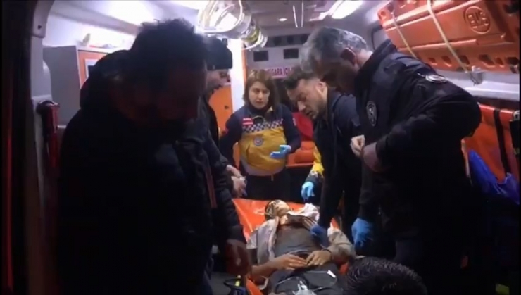 Evine Gelen Arkadaşını Pompalı Tüfekle Göğsünden Vurdu