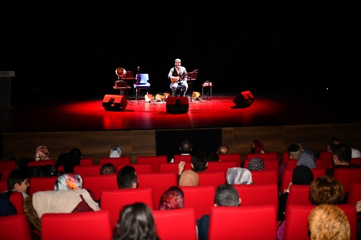 Çayırova’da Türk Halk Müziği Esintisi