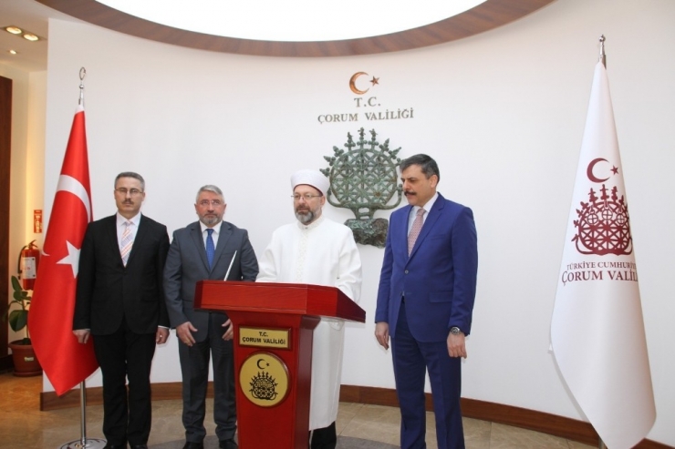Diyanet İşleri Bakanı Erbaş’tan Irkçılık Tepkisi