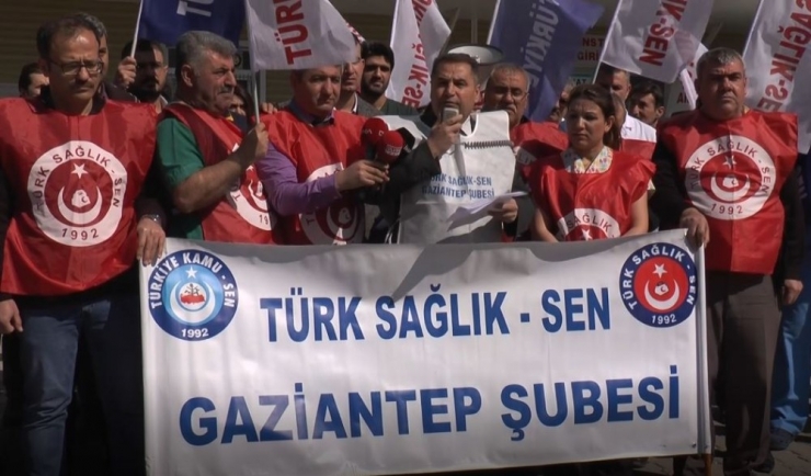 Erkek Hemşire Hasta Yakınlarının Saldırısına Uğradı