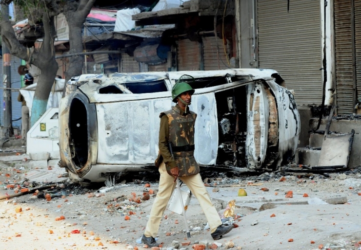 Hindistan’da Vatandaşlık Yasası Protestosu: 7 Ölü