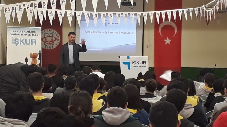 İşkur Öğrencilere Meslek Seçimine Destek Semineri Verdi