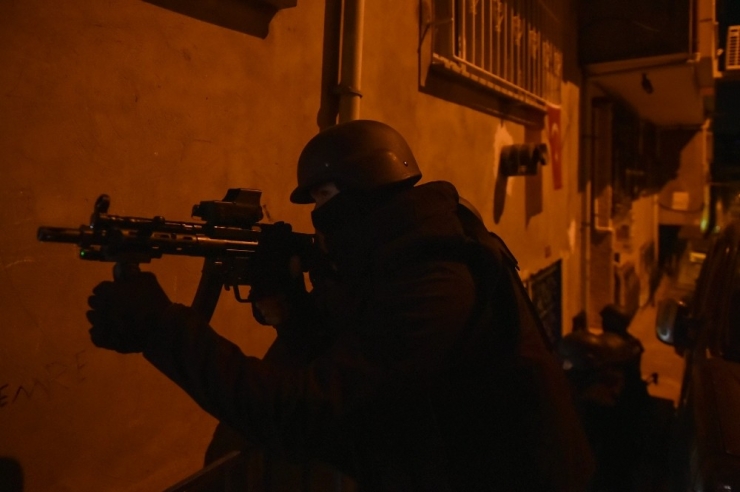 İstanbul’da Deaş’ın Sözde ’Emir’ Yapısına Operasyon: 13 Gözaltı