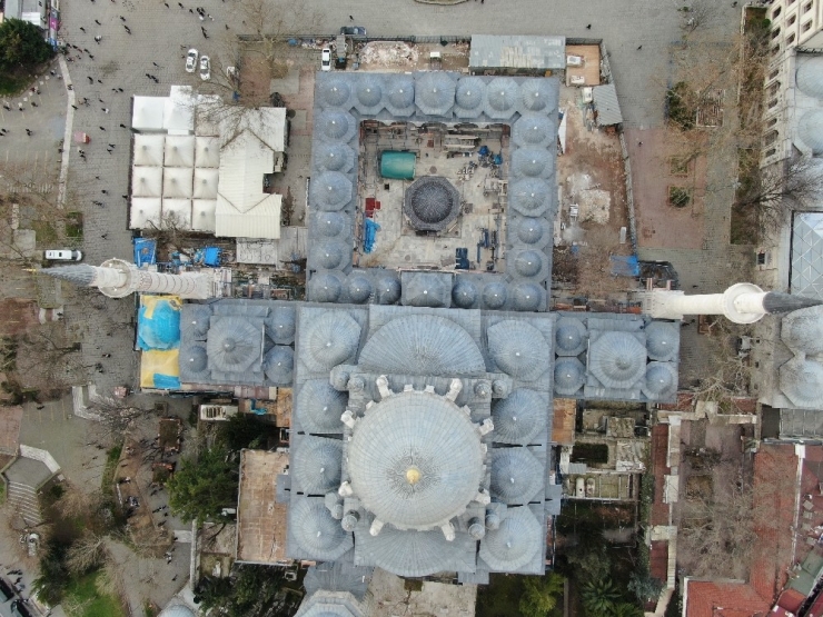 Yeni Cami’de Çamaşırlı Restorasyon