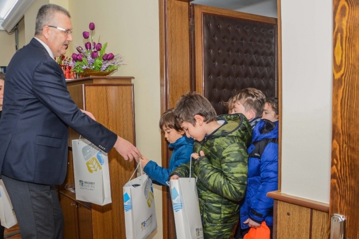 Karacabey’de Minikler Sordu Başkan Yanıtladı