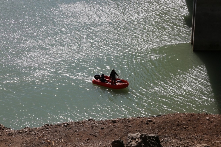 Kayıp Gülistan’ı Arama Çalışmaları Devam Ediyor