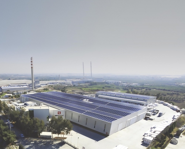 Kendi Enerjisini Kendisi Üretiyor