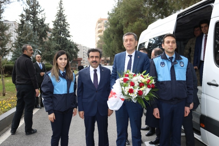 Milli Eğitim Bakanı Selçuk’tan Diyarbakır Büyükşehir Belediyesine Ziyaret