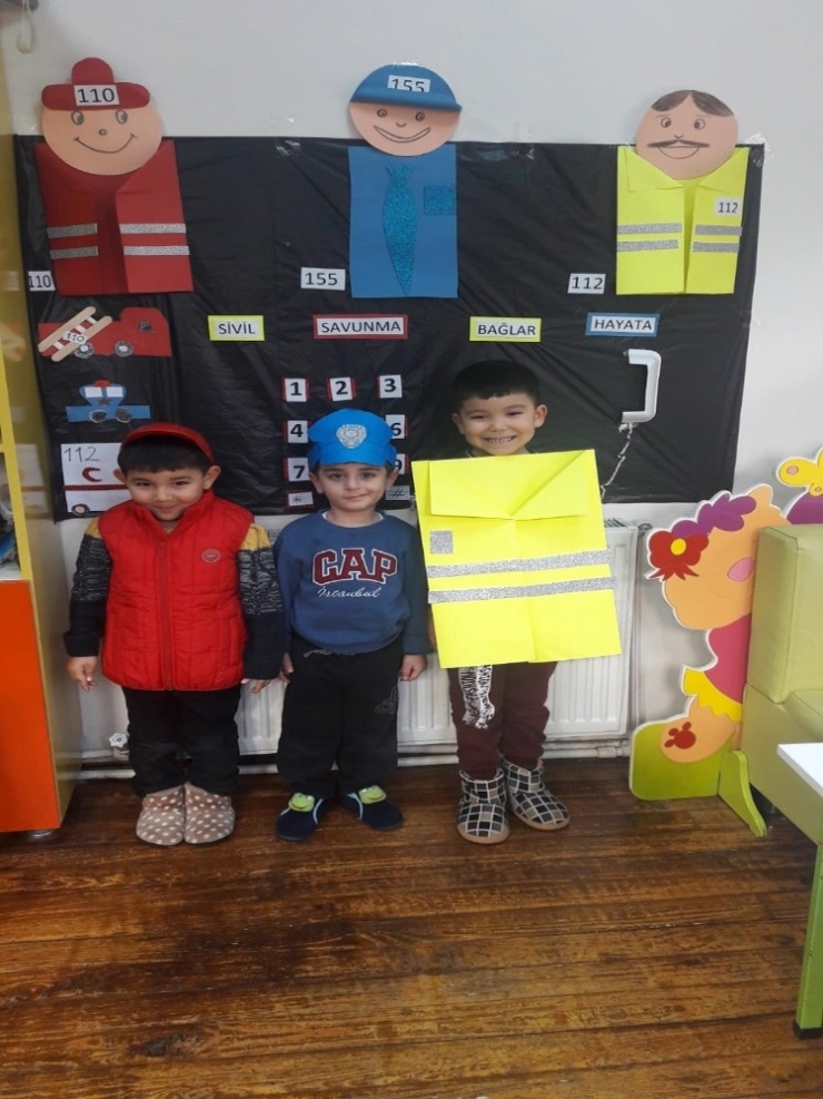 Miniklere Sivil Savunma Eğitimi