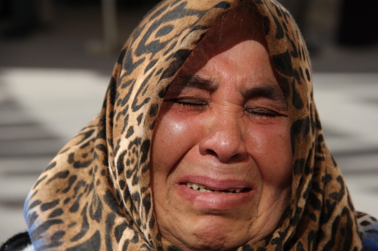 Hdp Önündeki Eyleme 3 Aile Daha Katıldı