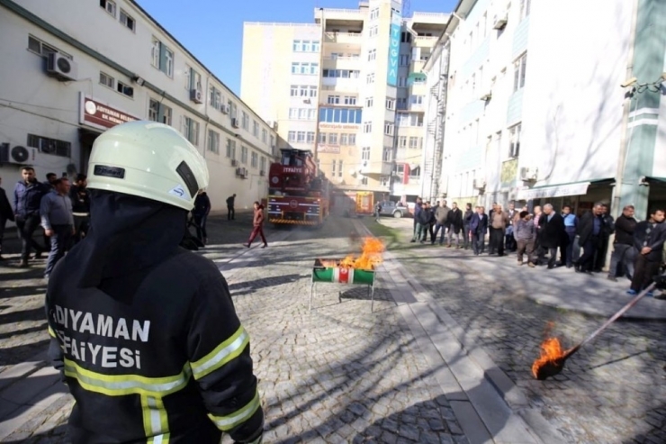 Adıyaman Belediyesinde Deprem Tatbikatı