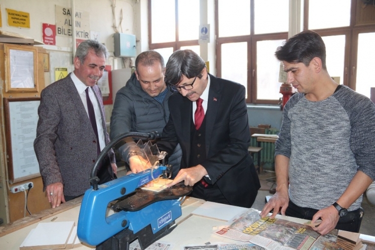 ‘Afyonkarahisar Kendin Yap’ Projesi Kursu Devam Ediyor