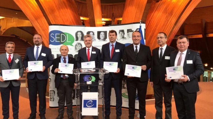 Çiğli Belediyesine "Yılın Partner Şehri" Ödülü