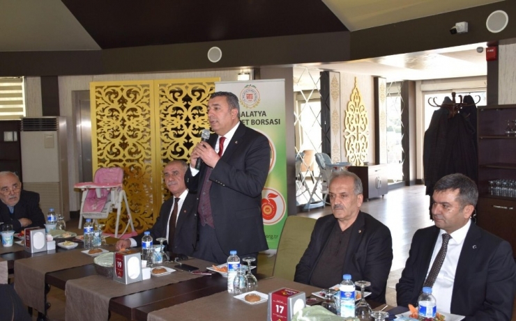 Şehit Yakınları Ve Gaziler Yemekte Bir Araya Geldi