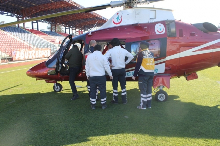 Svo Hastası Helikopter İle Düzce’ye Nakledildi