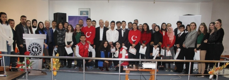 İstiklal Marşını Okudular, Ödülü Kaptılar