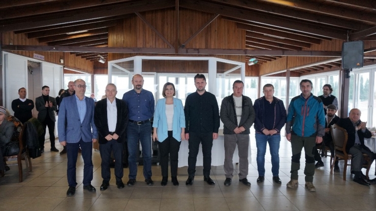 Başkan Hürriyet Ve Derneklerle Buluştu