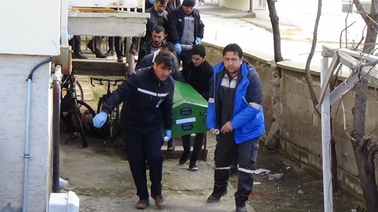 Karaman’da 23 Yaşındaki Genç, Yatağında Ölü Bulundu