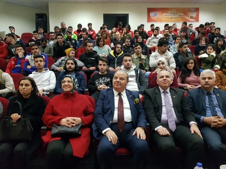 Kaymakam Caner Yıldız Üniversite Gençliği İle Buluştu