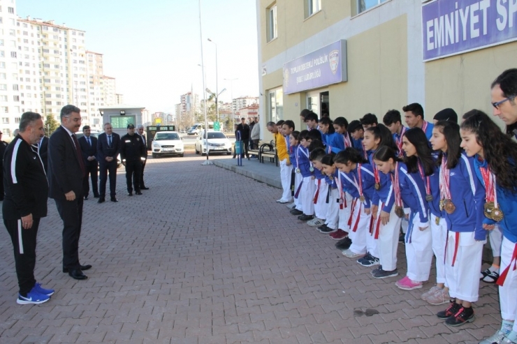 Emniyet Müdürü Karabörk’ten Tdp’ye Ziyaret