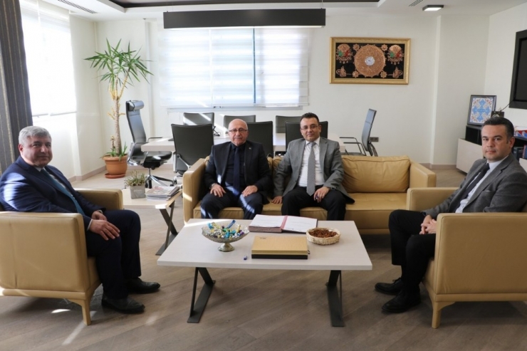 Perşembe Pazarı Eski Garajda Kurulacak