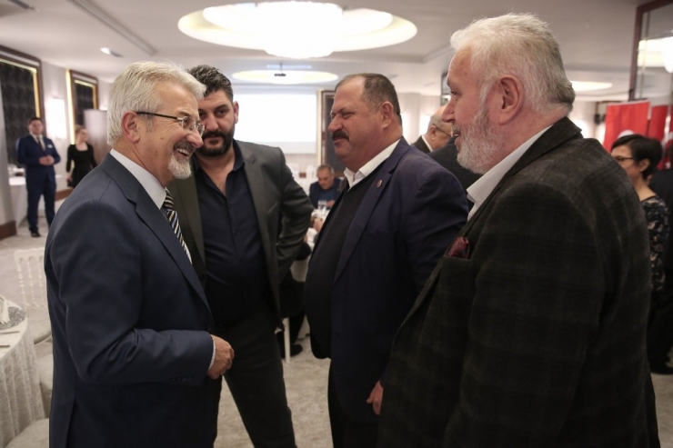 Erdem Muhtarlarla Buluştu