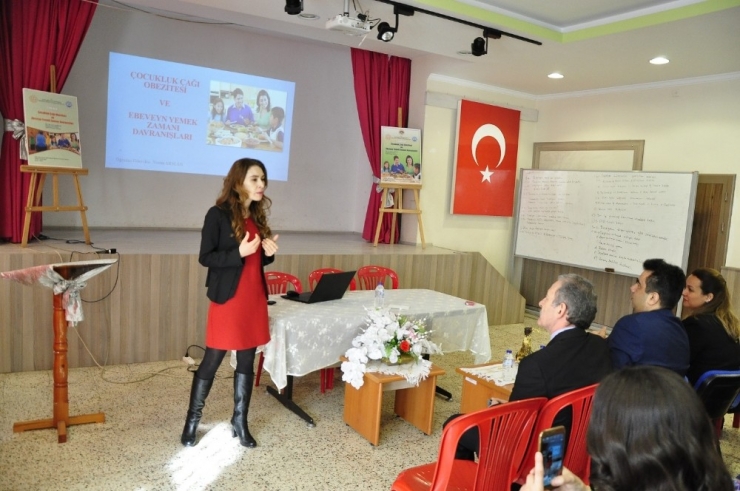 Safranbolu’da "Çocukluk Çağı Obezitesi Ve Ebeveyn Davranışları" Semineri